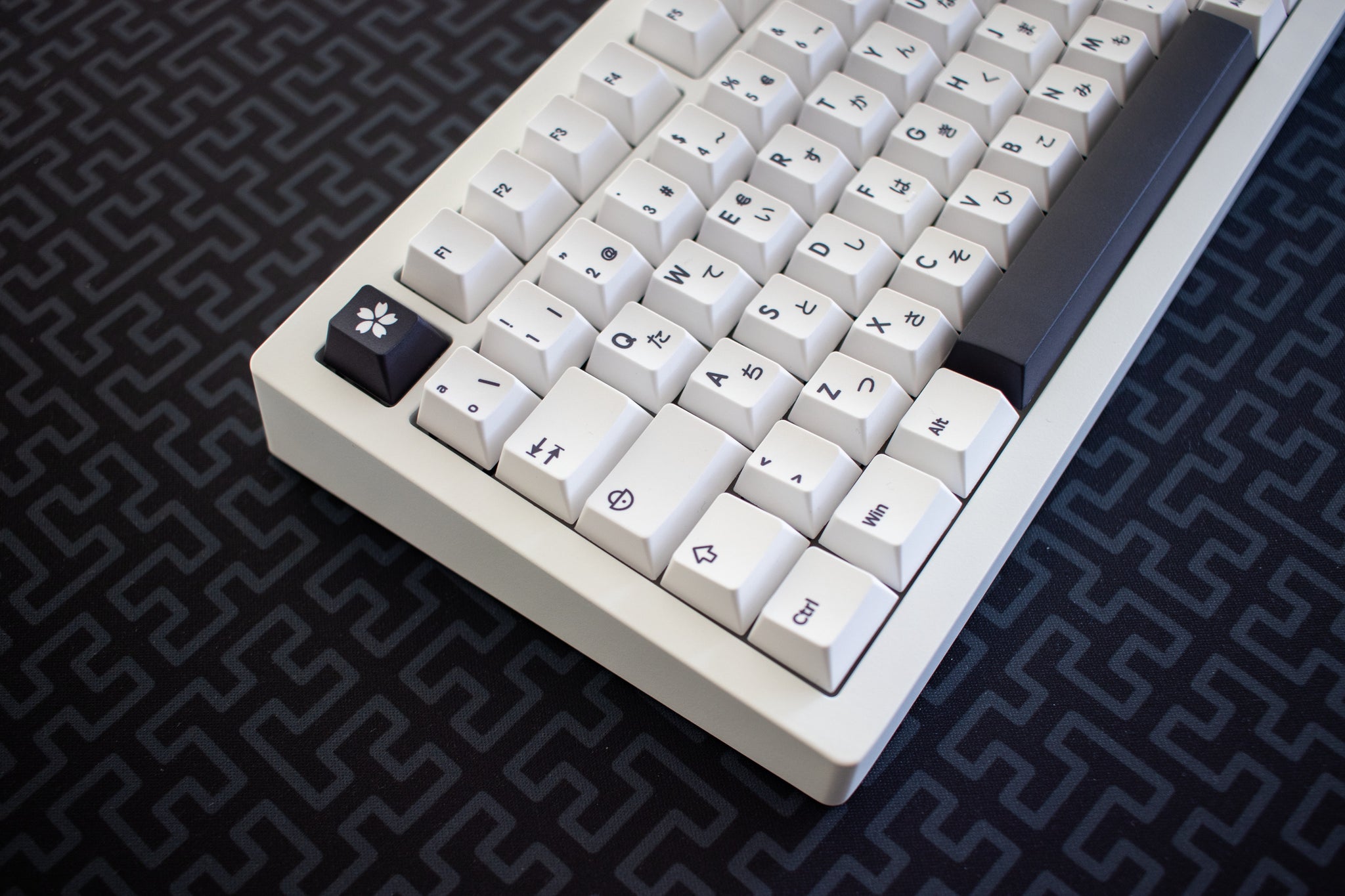 Teclado 75% ISO Español Aluminio Inalámbrico/Cableado Negro