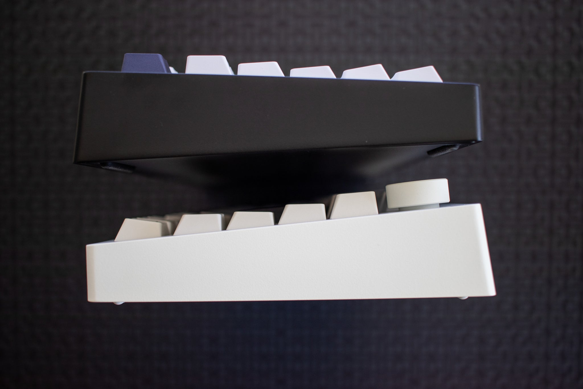 Teclado 75% ISO Español Aluminio Inalámbrico/Cableado Negro