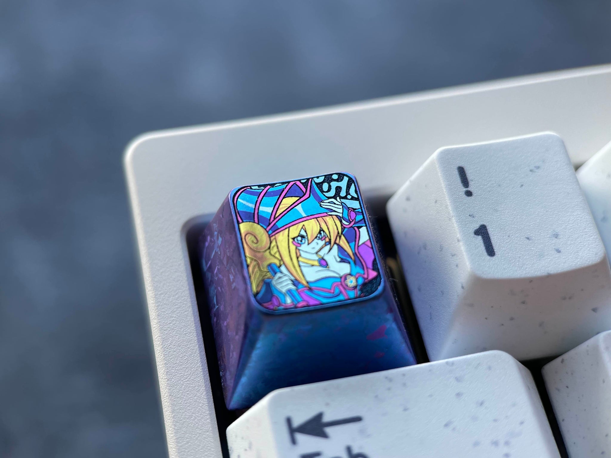 [Pre Venta] Dark Magician Girl Artisan de Titanio