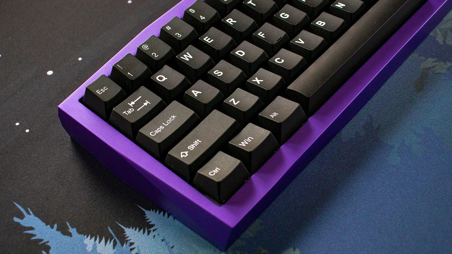 Dark Purple Keyboard HOTSWAP RGB 60%